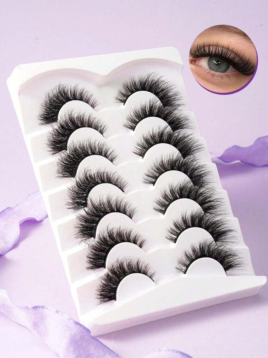 Soft Dense 3D Winged False Eyelashes, Suitable For Multiple Occasions - View 1
