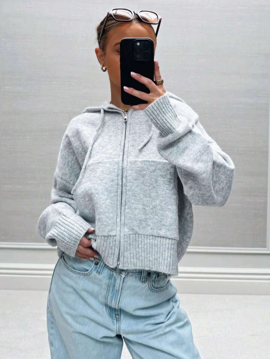 Casual grå stickad kort cardigan med huva och dragkedja för kvinnor, höstjacka med lång ärm, ribbad och med dragsko - Ljusgrå - Visa 1