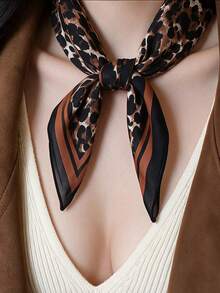 1pc Fashion Bohemian Y2K Vintage Leopard Print Square Scarf Headscarf, Contrast Color Border Neck Scarf Hair Accessory For Women, Suitable For Daily Casual Autumn/Winter Outfits - Multicolor - View 3
