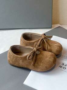 Sepatu Loafer Kulit Anak-Anak dengan Ujung Terpisah dan Gesper Logam, Sol Lembut Anti Selip, Sepatu Formal Harian untuk Balita - Coklat - View 1