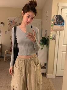 Korean Style Minimalist Sexy V-Neck Button Long Sleeve Knit Sweater Women Autumn/Winter Short Slim Fit Base Layer Top - Grey - View 2