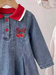 Infant Girls Fashionable Lapel Embroidered Half-Button Front Ruched Hem Long Sleeve Denim Dress - Light Wash - View 4