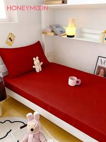 HONEYMOON 1pc Solid Color Soft Fitted Sheet 100% Polyester Fabric Lightweight Cloud-Like Touch Bedding Mattress Cover, Suitable For 9-12 Inch Depth Mattress, Soft Breathable Machine Washable, Anti-Shrink, Fade-Resistant, All-Season Use, Different Sizes Suitable For Home And Dorm, Back To School Dorm Essential, Red - Red - View 1