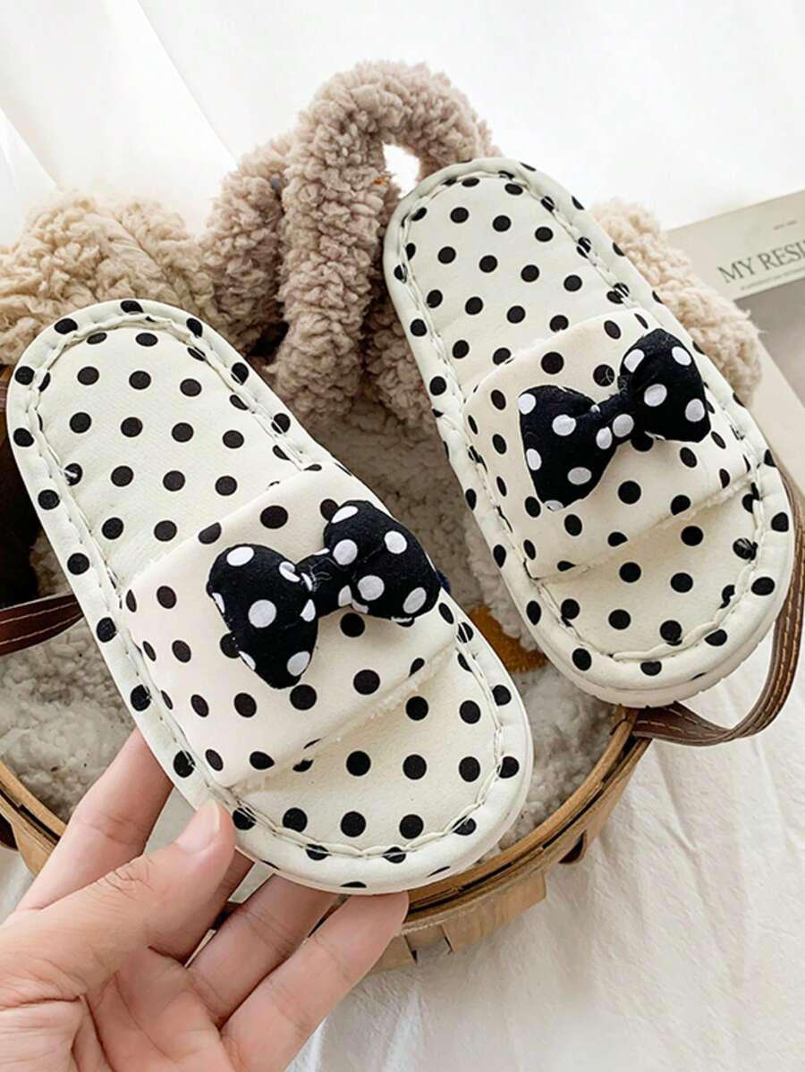 1 Pair Cute Slippers Suitable For Autumn/Winter Home And Outdoor Casual Wear - White - View 1