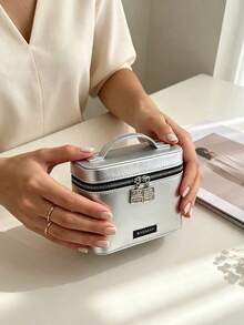 GIVENCHY Silver Handheld Makeup Bag, Portable And Durable, Suitable For Travel, Featuring Brand Logo Design, Large Capacity, Suitable For Personal Use And Gift Giving, GIVENCHY‑GIFT‑19 - Silver - View 7