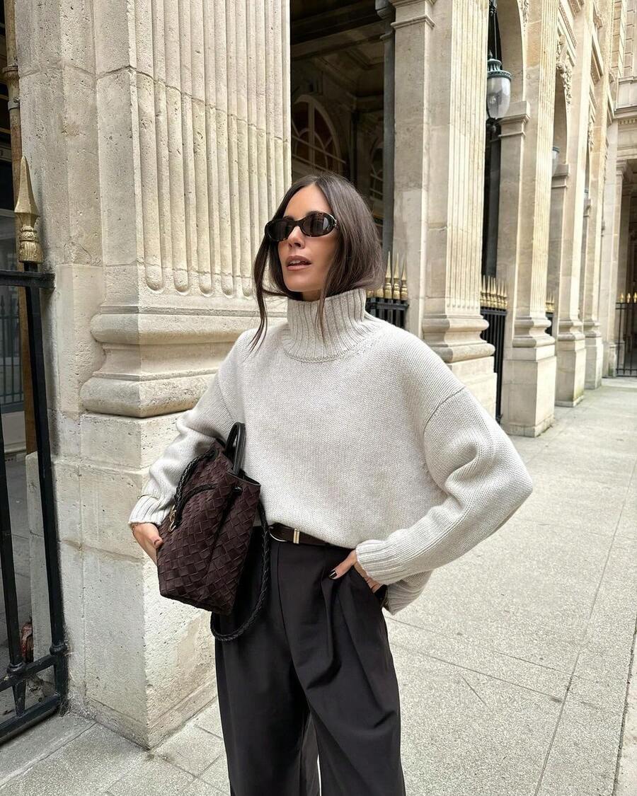 女款炭灰色高領落肩寬鬆粗針織毛衣,極簡高級休閒風,秋冬保暖內搭上衣 - 灰色 - 查看 1