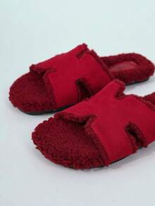 Women's Red Trim Faux Fur Slippers, Vintage Patchwork Design, Autumn/Winter Indoor/Outdoor Fuzzy Slides - Red - View 8