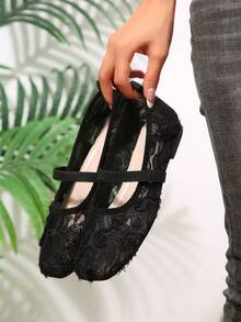Women's 3D Floral Lace Mesh Square Toe Elastic Strap Breathable Soft Sole Shoes - Black - View 2