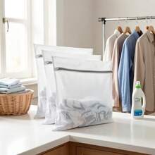 Reusable Fine Mesh Laundry Bag With Rust-Proof Zipper, Anti-Tangle Laundry Mesh Bag, Suitable For Underwear, Bedding, Clothing Washing And Travel Storage Clothing Protection Bag - View 1