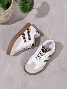 Sepatu Oxford Gaya Korea Modis dengan Sol Berwarna, Cocok untuk Pelajar, Aktivitas Luar Ruangan dan Dalam Ruangan Sepanjang Musim - Putih - View 7