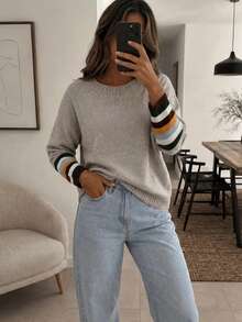 Women's Vintage Round Neck Drop Shoulder Long Sleeve Knit Sweater, Light Gray Slouchy Contrast Stripe Cuffs Versatile Pullover - Grey - View 3