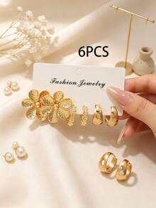 Set 3 Pasang Anting Lingkaran Emas, Anting Lingkaran Berbentuk C Berongga Motif Bunga Campuran, Bintang, Daun, untuk Pemakaian Sehari-hari Wanita - Emas - View 1