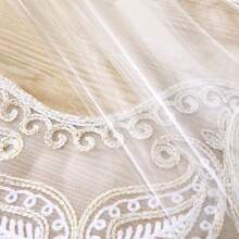 1PC Round Waterproof Transparent PVC Tablecloth, White Embroidered Lace Trim Transparent Table Cover, Suitable For Round Dining Table Decoration, Home Kitchen Decor - White - View 3