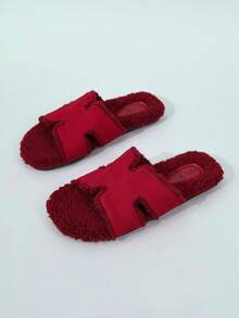 Women's Red Trim Faux Fur Slippers, Vintage Patchwork Design, Autumn/Winter Indoor/Outdoor Fuzzy Slides - Red - View 3