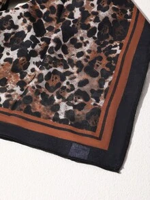 1pc Fashion Bohemian Y2K Vintage Leopard Print Square Scarf Headscarf, Contrast Color Border Neck Scarf Hair Accessory For Women, Suitable For Daily Casual Autumn/Winter Outfits - Multicolor - View 5