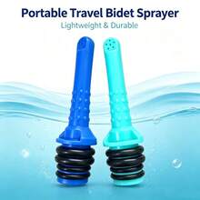 2 buah Pencuci Genggam Portabel dengan Kotak, Cocok untuk Berbagai Botol, Kepala Pembilas Mini Unisex, Nosel Semprot Pembersih Kebersihan Pribadi, Alat Pembersih Perjalanan, Kepala Semprot Pengganti Pencuci Air Portabel Luar Ruangan, Nosel Aliran Air Lembut Multi-Sudut, Desain Anti-Selip Bertekstur Anti Bocor, Ringan dan Nyaman untuk Berkemah, Perjalanan Bisnis, dan Wisata - Paket berisi dua buah warna Biru & Hijau - View 2