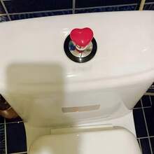 4pcs Heart-Shaped Toilet Flush Buttons, Plastic Painted Finish, Zinc Alloy Metal Material, Easy-Press Water Tank Lever, Includes Multiple Components, Bathroom Accessory Suitable For Long Nail Friends - A - View 5