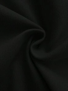 Mystra 素色落肩寬鬆短款女款衛衣 極簡長袖休閒時尚 百搭個性居家與戶外穿搭 - 黑 - 查看 8