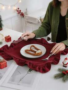 2/6/12pcs Christmas Style Red & Green Ruffled Placemats, Soft & Breathable, Suitable For Dining Table Setting, Coffee Table Decor, Picnic Arrangement, Wedding & Holiday Decoration 30x45/40x40 - Multicolor - View 4
