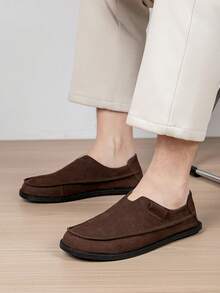 Plus Size Men's Colorblock Suede Loafers, Contrast Suede Design, Personalized Minimalist Low-Top Style, Soft Foot Feel, Dual Color Options - Brown - View 4