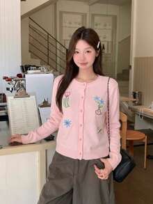 Cardigan Rajut Motif Bunga Bordir Warna Pink Gaya Korea, Jaket Sweater Pendek Lembut dengan Kerah Bulat dan Kancing Tunggal - Berwarna merah muda - View 1