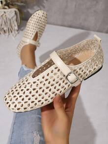 Summer New Fashion Women's Mary Jane Shoes, Buckle Square Toe Soft Sole Hollow Breathable Embroidered Low-Top Shoes - Beige - View 5
