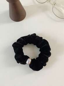 topshiny New Minimalist Black Velvet Scrunchie Hair Tie Elegant Hair Band Exquisite Hair Rope Versatile Elastic Hair Accessory 1pc - Multicolor - View 6