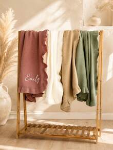 1pc Personalized Name Embroidered Knitted Throw Blanket, Customized Letter Knitted Blanket, 6 Colors Available, Bedroom And Sofa Home Decor, Exquisite Holiday Gift For Family - Multicolor - View 4