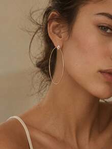 FAAABULS 1 Pair Women's Gold Large Hoop Earrings, Sparkling Rhinestone Geometric Studs With Oversized Thin Round Hoop Design, Elegant Minimalist Eye-Catching Earrings, Suitable For Wedding, Graduation Ball, Party, Date, Vacation And Daily Wear - Gold - View 2