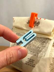 1/5/10/20/30pcs Snack Bag Sealing Clips, Food Bag Packaging Clips, Lightweight Kitchen Essential Tool, Suitable For Sealing Potato Chip Bags, Snack Bags And Frozen Foods, Ideal For Home Kitchen, Travel, Picnic And Party Leftover Food Storage - Multicolor - View 4