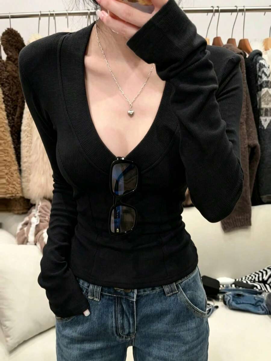 Minimalist Sexy Style Sexy V-Neck Spring/Autumn Base Layer, Women's Autumn/Winter Innerwear, Slim Fit Long Sleeve T-Shirt Top
