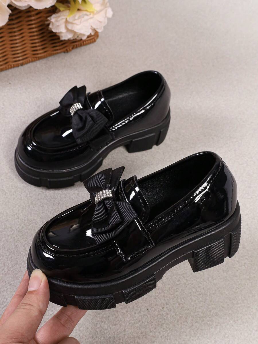 Preppy‑Style Kids' Loafers, Street‑Style Slip‑On Shoes With Gear‑Pattern Thick Soles, Casual Flat Shoes, Suitable For Daily Outfits - Black - View 1