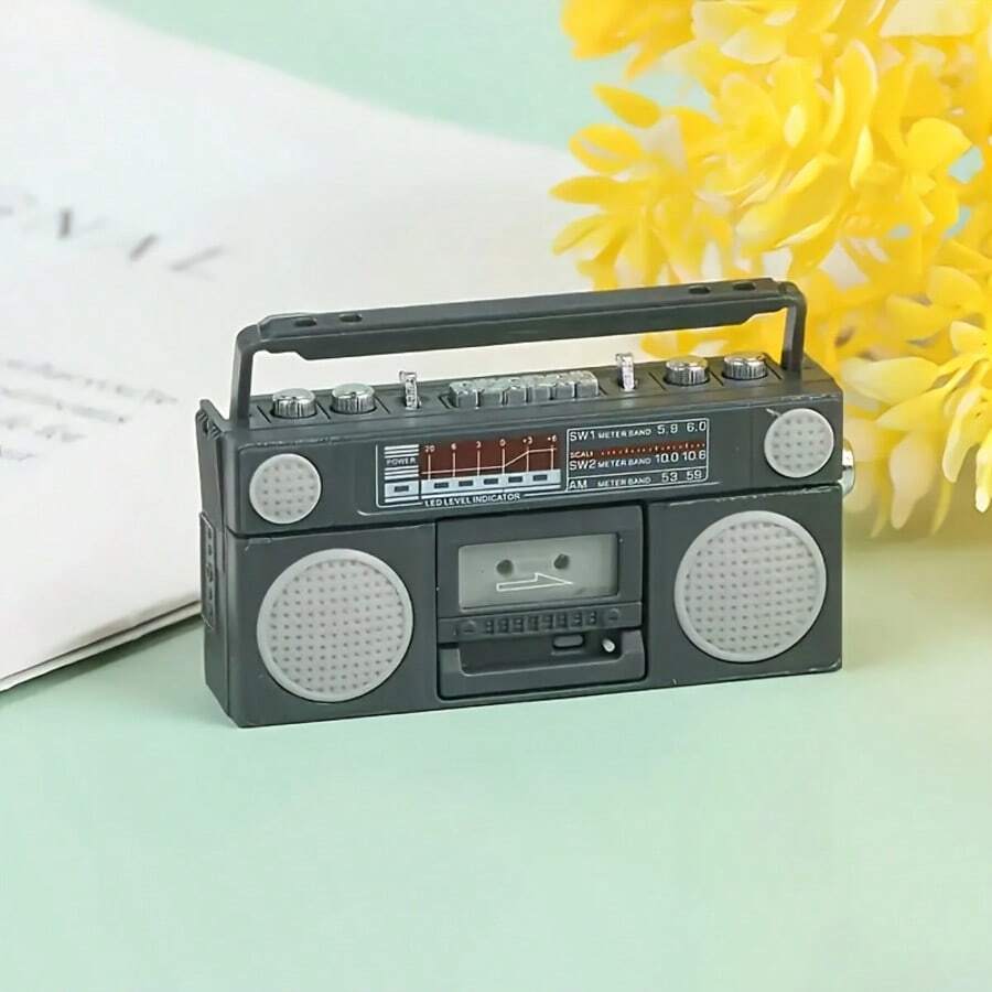 Mini Retro Radio Model, Fully Detailed Replica Vintage Cassette Radio Model, Classic Gray Mini Version Suitable For Dollhouse Scene Setup, Retro Desktop Decoration, Photography Prop - Mini Radio - View 1