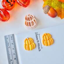 Various Pumpkin Polymer Clay Cutter For Earrings & Jewelry Making, Pumpkin Designed Soft Pottery Clay Molds For Pendant & Necklace Decoration Making - Beige - View 11