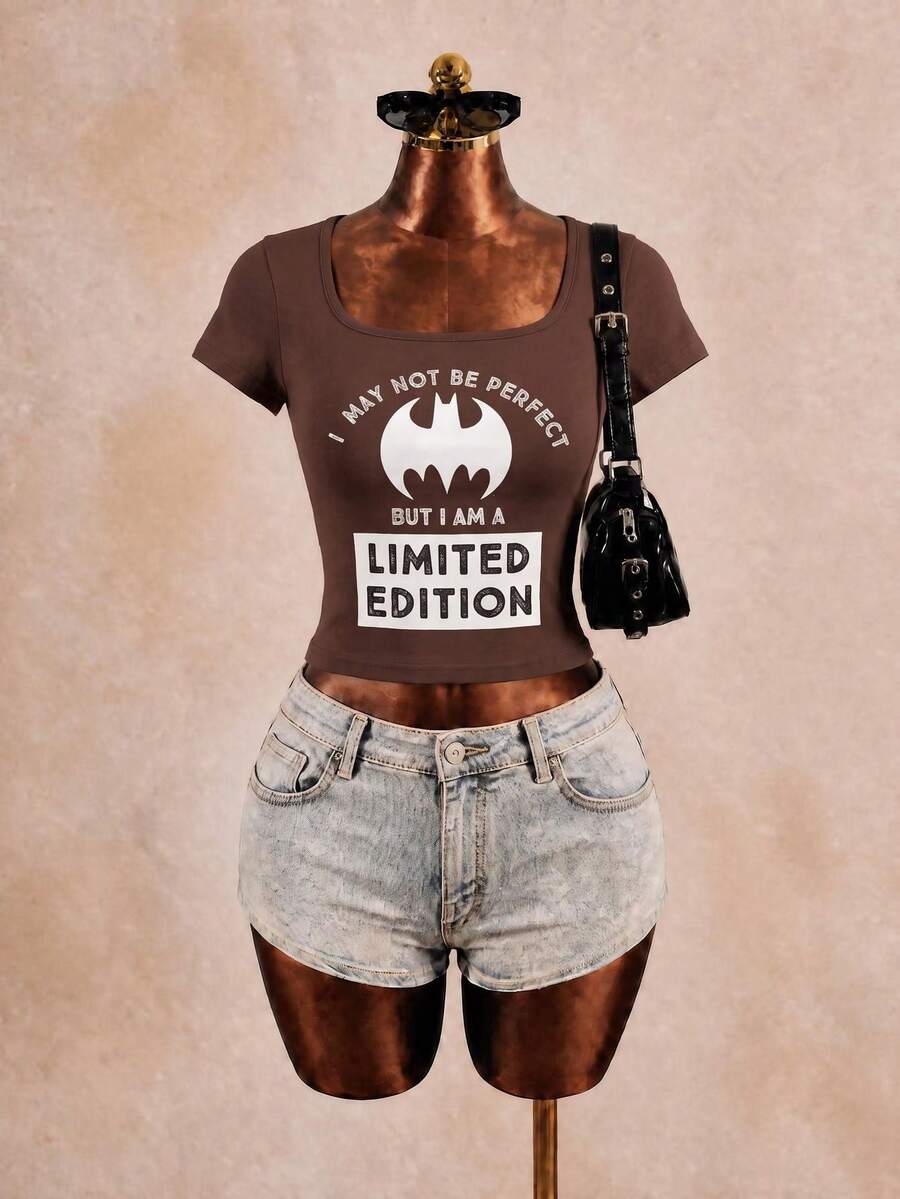 Summer Tee With Retro IP Print, Versatile Shaping, Y2K Street Style, Fan Meetups, Street Shots, Casual Parties. Brown - Brown - View 1