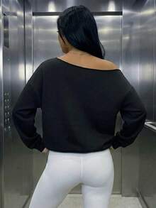 女款休閒不對稱領露背寬鬆休閒衛衣，適合日常穿著，秋冬女上衣，冬季女裝穿搭 - 黑色 - 查看 3