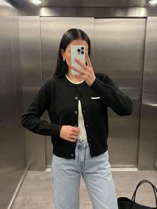 Joy Knit 女款針織毛衣 秋冬時尚新款 - 基礎上衣 - 簡約休閒百搭 - 圓領 2合1 對比色甜美寬鬆鈕扣針織開襟毛衣外套 - 女士辦公穿搭 - 外出上衣 - 派對 - 黑色 - 查看 4