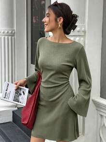 Women's Autumn/Winter Ruched Waist Flared Sleeve Wide Collar Shoulder Textured Brushed Ribbed Fabric Minimalist Versatile Dress, Office Commute, Casual Daily Wear, Autumn/Winter Essential - Green - View 5