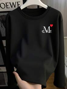 極簡風小 Logo 愛心字母印花修身黑色長袖短版 T-shirt 女款，百搭秋季穿搭 - 黑色 - 查看 4