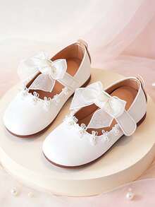 1 Pair Girls Princess Style Flat Ballet Shoes With Lace, Large Bow, Pearl Trim, Soft Sole, Non-Slip, Suitable For School, Party, Formal Occasions - White - View 4