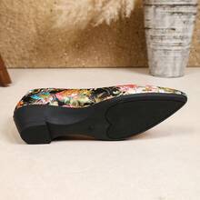 Women's Vintage Chinese Style Floral Print Wedge Heel Slip-On Shoes, Satin Low Heel Commuter Anti-Slip Shoes - Black Floral - View 10
