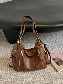 Tas bahu dengan aksesori tempat kartu kecil yang dapat dilepas, penyimpanan multi-saku yang terbagi, desain penutup resleting, panjang tali bahu yang dapat disesuaikan. Bentuk tas minimalis yang santai, mendukung berbagai cara membawa, kapasitas luas, cocok untuk bepergian dan beraktivitas sehari-hari, dengan mudah meningkatkan suasana penampilan sehari-hari. - Coklat - View 7