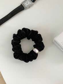 topshiny New Minimalist Black Velvet Scrunchie Hair Tie Elegant Hair Band Exquisite Hair Rope Versatile Elastic Hair Accessory 1pc - Multicolor - View 13