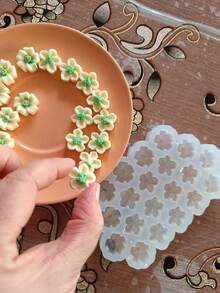 1PC 20-In-1 Flower Silicone Mold, Creative DIY Small Flower Mold For Aromatherapy Candles, Home Decor / Gift Making Epoxy Resin Mold, Handicrafts Casting Molds, Art Decorations Plaster Mould - 01-straight-eared Rabbit Tray Silicone Mold - View 10