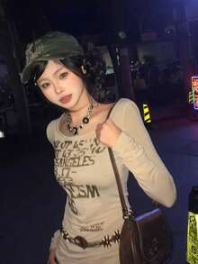 Women's Letter Print Long Sleeve T-Shirt, Slim Fit Casual Base Layer Top For Early Autumn - Khaki - View 2