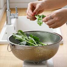 1/3pcs Stainless Steel Multi-Purpose Kitchen Single Handle Colander, Multi-Function Fruit And Vegetable Strainer, Food Filter Basket Drainer, Practical Home Cookware Accessory, Used For Effectively Rinsing Rice, Vegetables And Grains, Suitable For Home Kitchen Fruit And Vegetable Washing And Storage. - Multiple Sizes - View 4