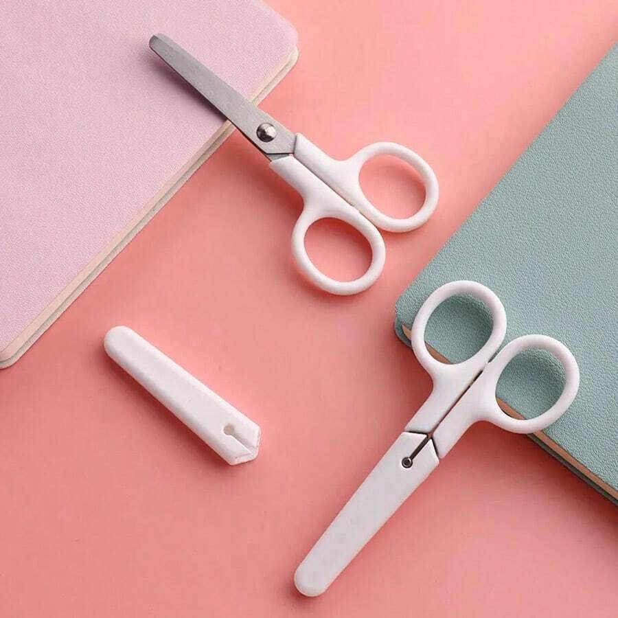 1pc Children's Scissors With Protective Cover, Round Tip Design, Stainless Steel, Hand Protection, School DIY Paper Cutting Stationery Supplies