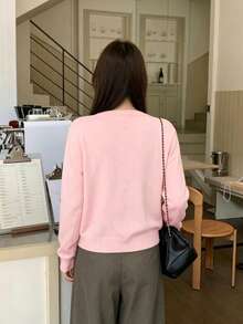 Cardigan Rajut Motif Bunga Bordir Warna Pink Gaya Korea, Jaket Sweater Pendek Lembut dengan Kerah Bulat dan Kancing Tunggal - Berwarna merah muda - View 4