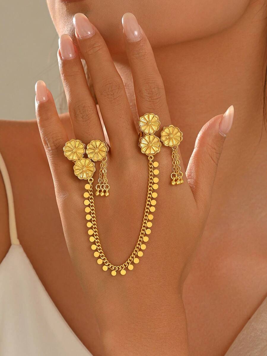 1pc Arabic Vintage Multi-Layer Petal Floral Embossed Bell Dangle Tassel Chain Finger Ring, Women's Wedding Evening Party Celebration Accessory - Yellow Gold - View 1