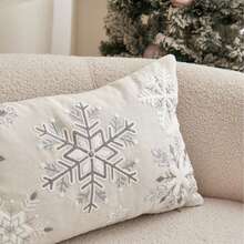 LCUHPCL 1pc Christmas Atmosphere Winter Snowflake 3D Embroidered Pillow Case, Suitable For Bedroom, Living Room, Sofa, Daily Use, Party And Other Environments - Multicolor - View 9